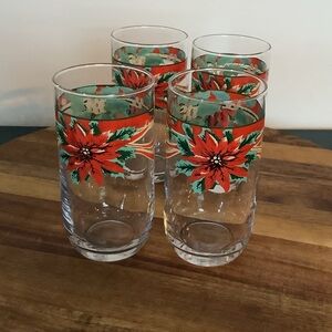 VTG 80s KIG Christmas Poinsettia Highball Glasses Set of 4 Collectible Barware